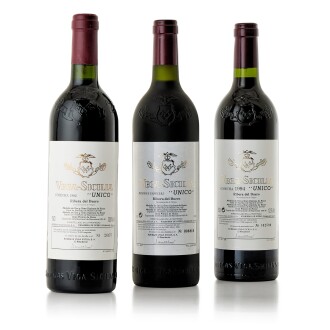 View 1 of Lot 8286: Vega Sicilia 'Unico' 1994 (9 BT)