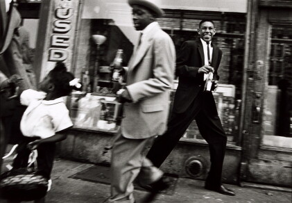 Catalog image of william klein | 'moves + pepsi', harlem, new york, 1955