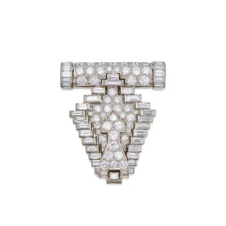 View 1 of Lot 330: Diamond Clip-Brooch