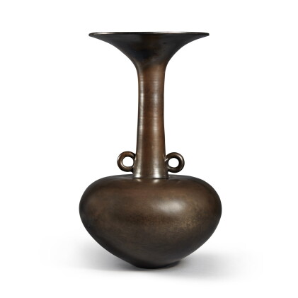 Catalog image of Untitled (A Large Vase)