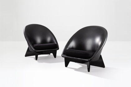 Catalog image of Paire de fauteuils, commande spéciale