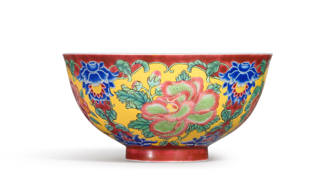 ruby-ground falangcai 'floral' bowl