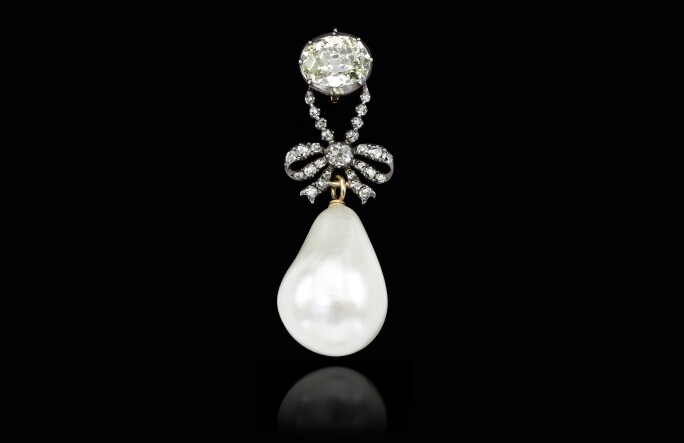 bourbon-parma-highly-important-natural-pearl-and-diamond-pendant.jpg
