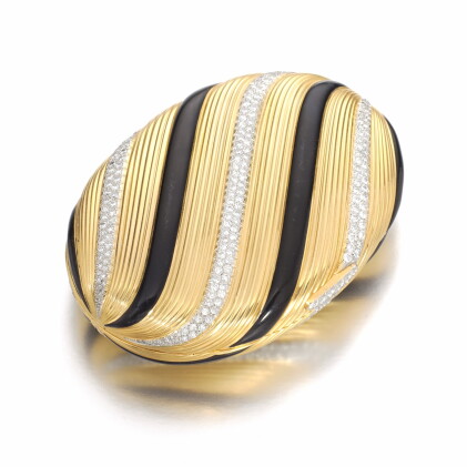 Catalog image of Bulgari | Gold, enamel and diamond compact | 寶格麗 | 黃金鑲鑽石配琺瑯粉盒