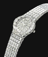 79. A MAGNIFICENT WHITE GOLD AND DIAMOND-SET BRACELET WATCHREF 4