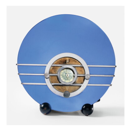 Catalog image of walter dorwin teague | "bluebird" radio, model no. 566