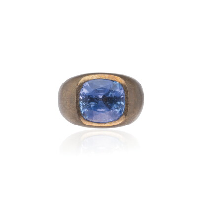 Catalog image of sapphire ring, michele della valle