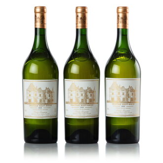 View 1 of Lot 474: Château Haut Brion Blanc 1999  (6 MAG)
