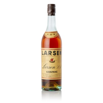 View 1 of Lot 6427: Larsen 3 Stars Cognac NV (1 BT70)