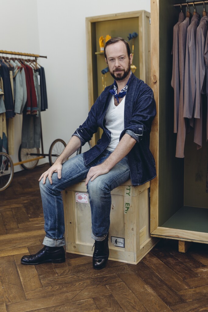 2.JanTaminiau store - profile - pic Mo Schalkx.jpg