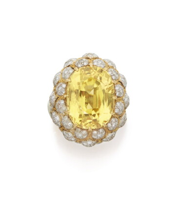 Catalog image of buccellati | yellow sapphire and diamond ring