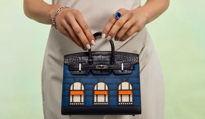 View 2 of Auction: Handbags & Accessories