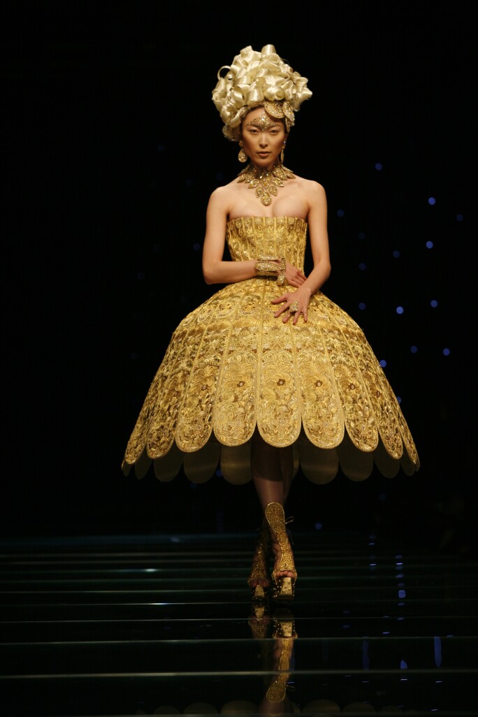 Guo Pei couture dress Xiao Jin (Little Gold)