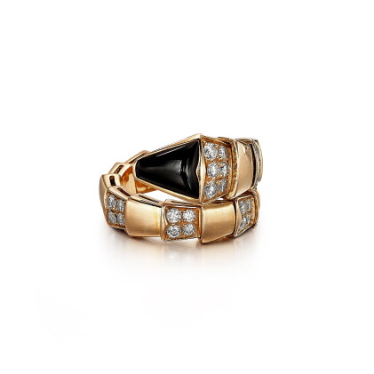 Catalog image of 'Serpenti Viper' Onyx and Diamond Ring | 寶格麗 | 'Serpenti Viper' 縞瑪瑙 配 鑽石 戒指