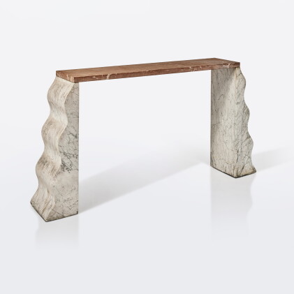 Catalog image of "Montenegro" Console