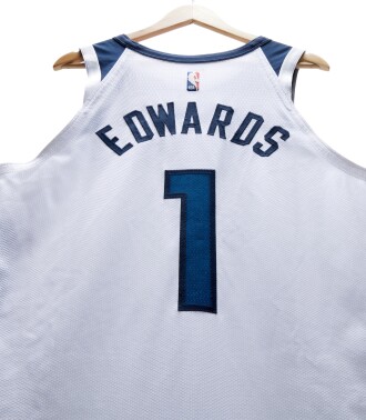 View 2 of Auction: NBA Auctions: Summer Stars